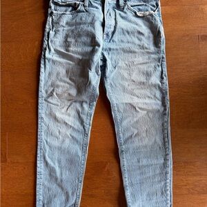 Madewell Men’s Relaxed Tapered light wash Jeans 34x32 (barely worn)
